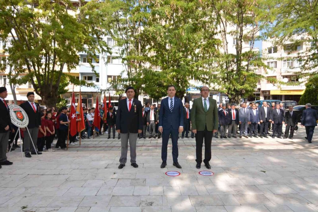 Sandıklıda 19 Eylül Gazi̇ler Günü Kutlandı