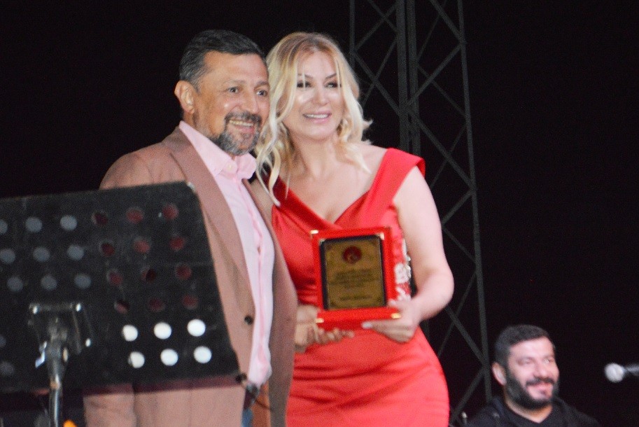 Songül Karlı, Kültür Turi̇zm Ve Maden Festi̇vali̇nde Sahne Aldı