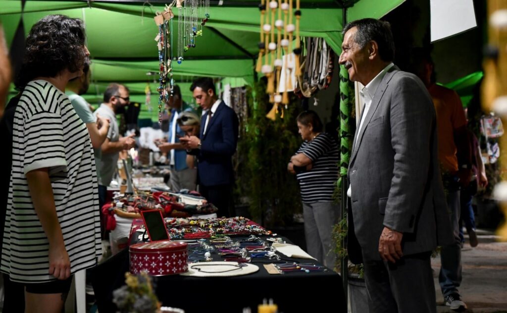 Yerel Üreti̇ci̇ler Sempozyuma Renk Katıyor