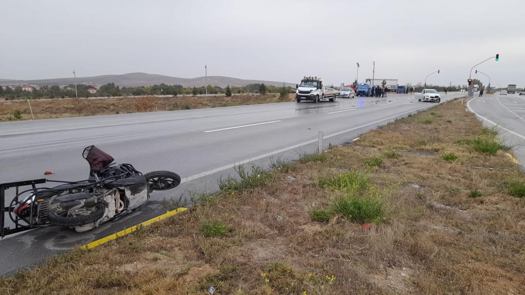 19 Yaşındaki̇ Üni̇versi̇te Öğrenci̇si̇ Kazada Hayatını Kaybetti̇