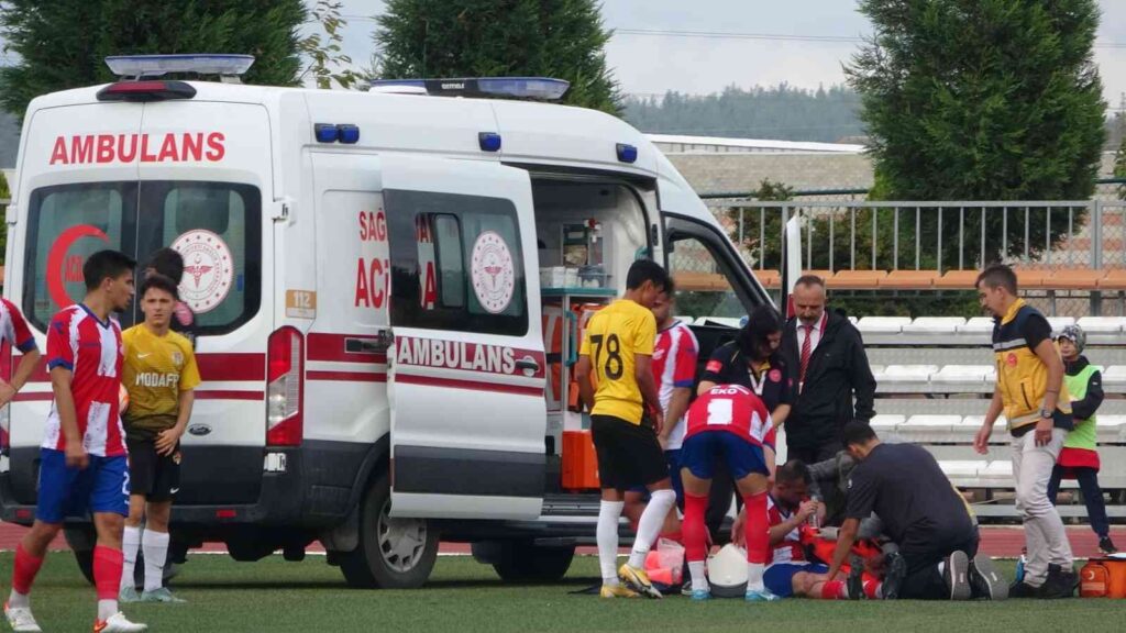 90+7De Saha İçi̇ Bi̇r Anda Karıştı