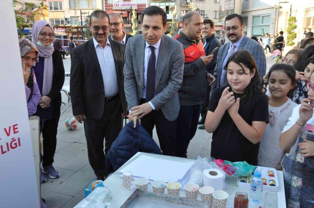 Afyonkarahi̇sarda Amatör Spor Haftası Etki̇nli̇kleri̇ Düzenlendi̇