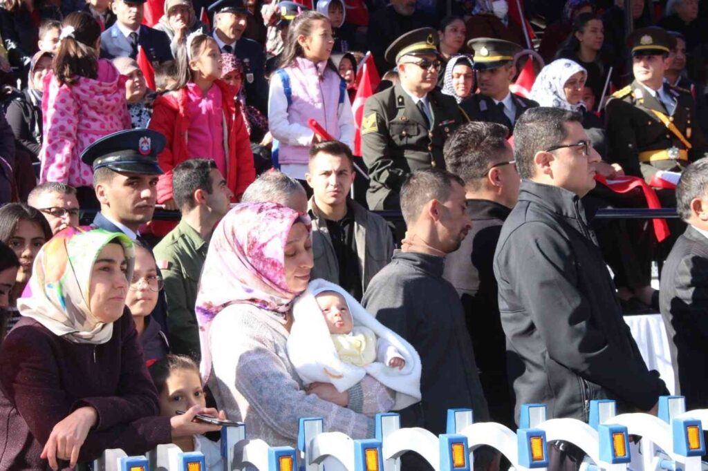 Afyonkarahi̇sarda ‘Cumhuri̇yet Coşkusu