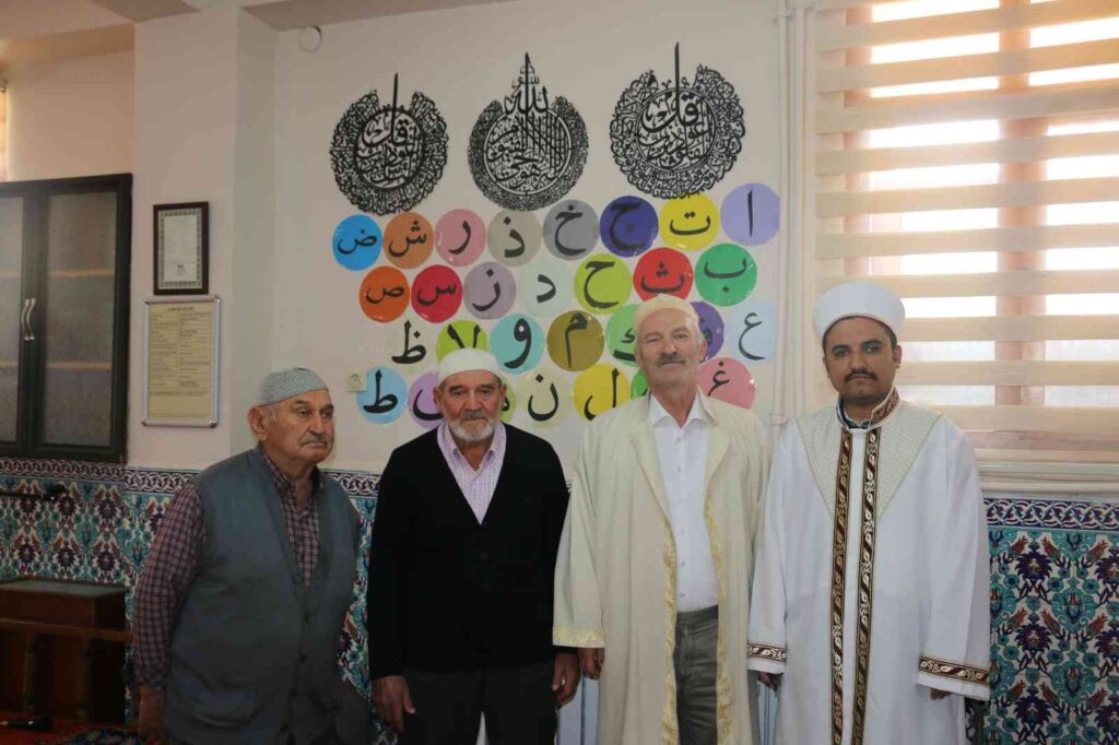 Bu Cami̇de Her Şey Daha Fazla Vaki̇t Geçi̇rmek İçi̇n