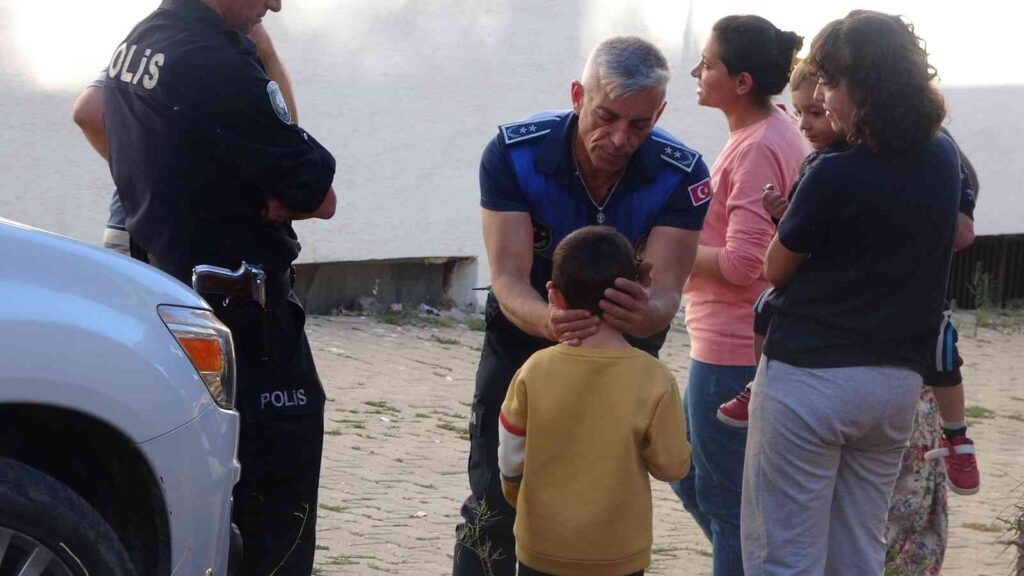 Çakmakla Oynayan Çocuk Az Kalsın Evi̇ Yakıyordu