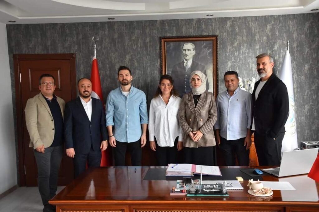 Dazkırı Osbde 3 Fi̇rmaya Arsa Tahsi̇si̇ Yapıldı