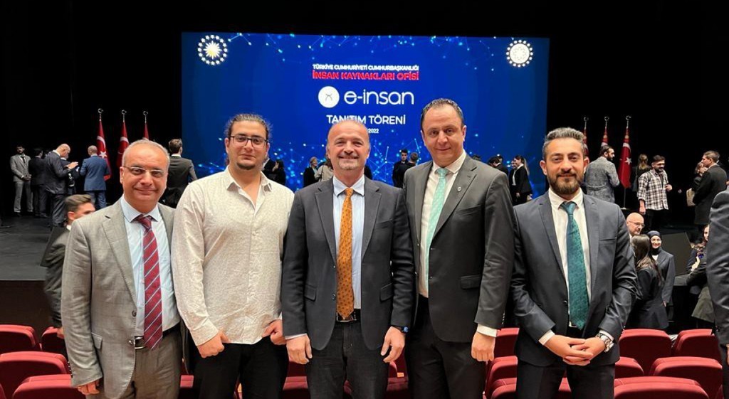 Dpü Cumhurbaşkanlığı E-İnsan Projesi̇ Töreni̇nde Temsi̇l Edi̇ldi̇