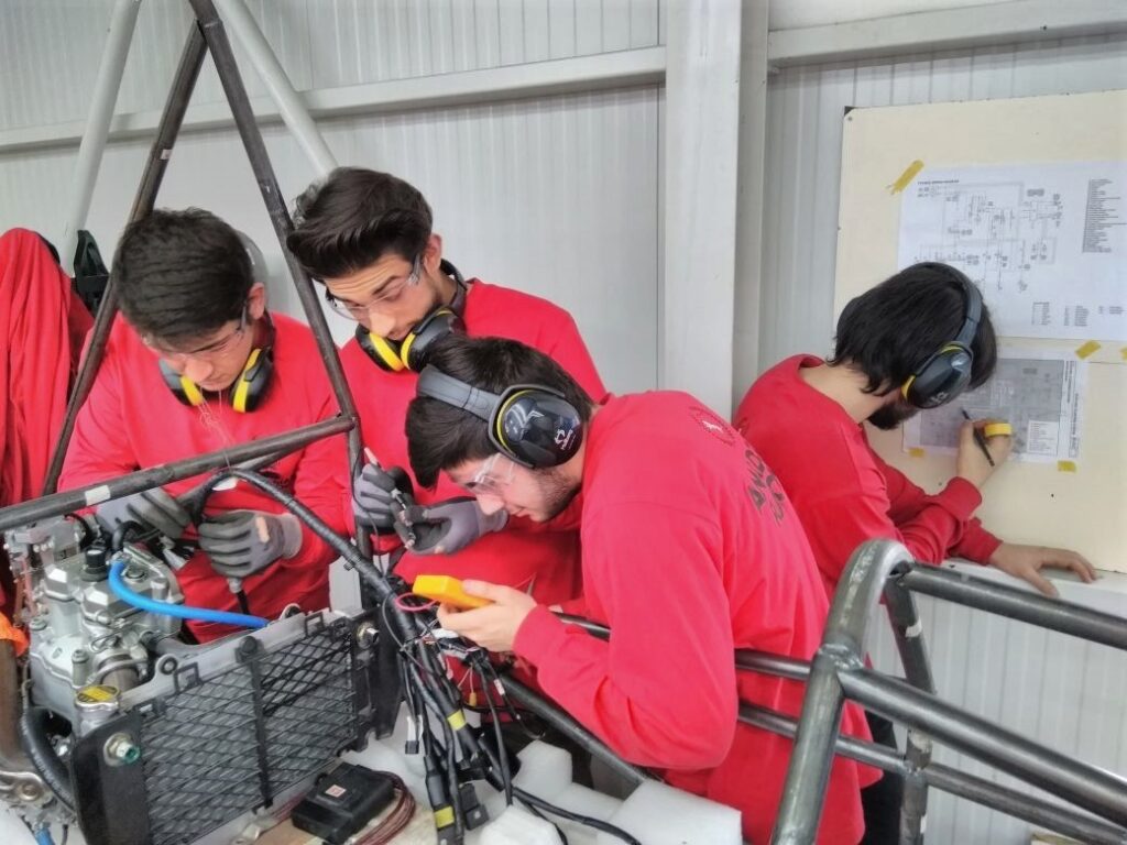 Eski̇şehi̇r Raci̇ng Team ‘Formula Student Yarışmalarına Hazırlanıyor