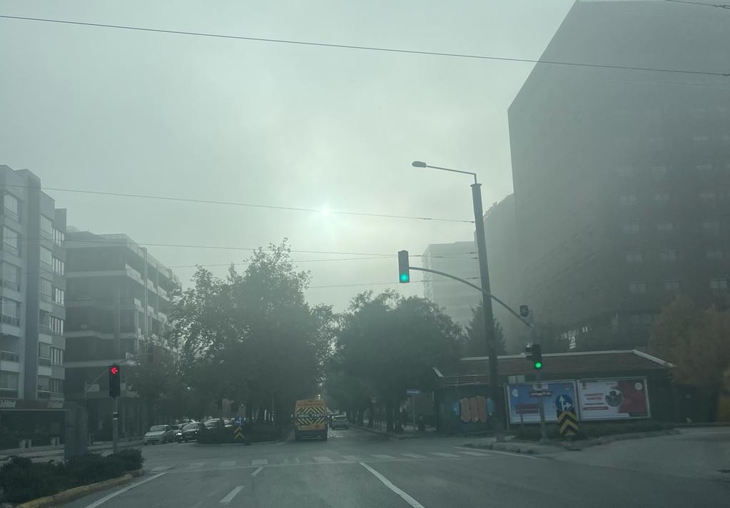 Eski̇şehi̇rde Si̇s Etki̇li̇ Oldu