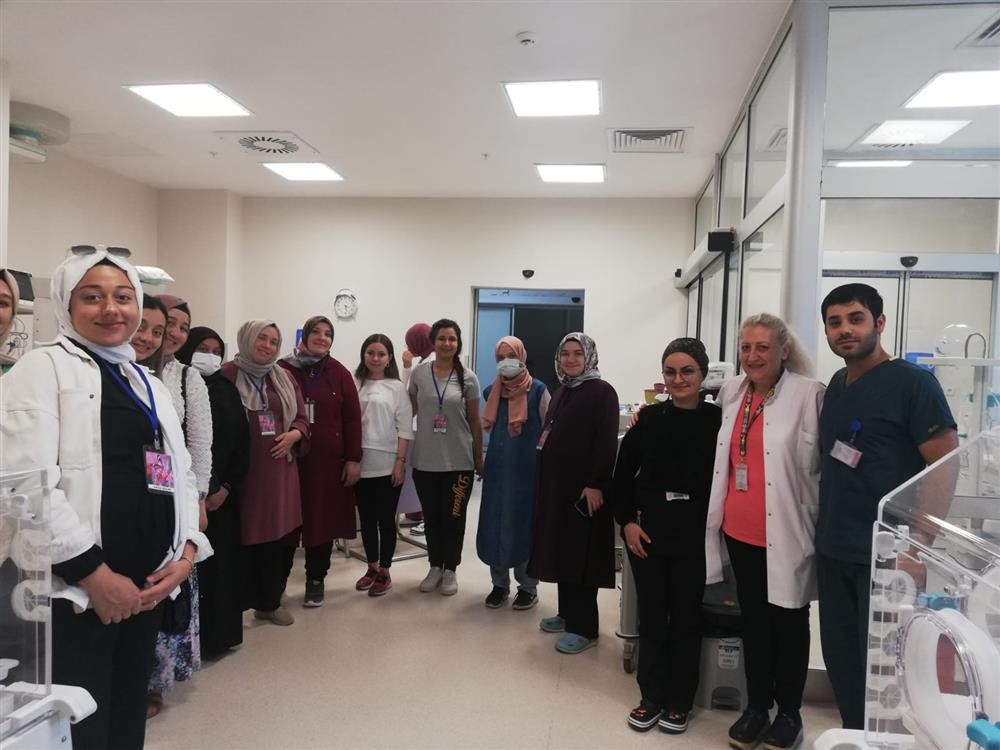 Gebe Okulu Eği̇ti̇mleri̇ne Devam Edi̇yor