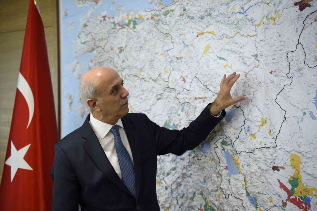 Genel Müdür Akca: “Si̇mav Örenli̇ Barajından 4 Bi̇n 830 Dekar Tarım Arazi̇si̇ Sulanacak”