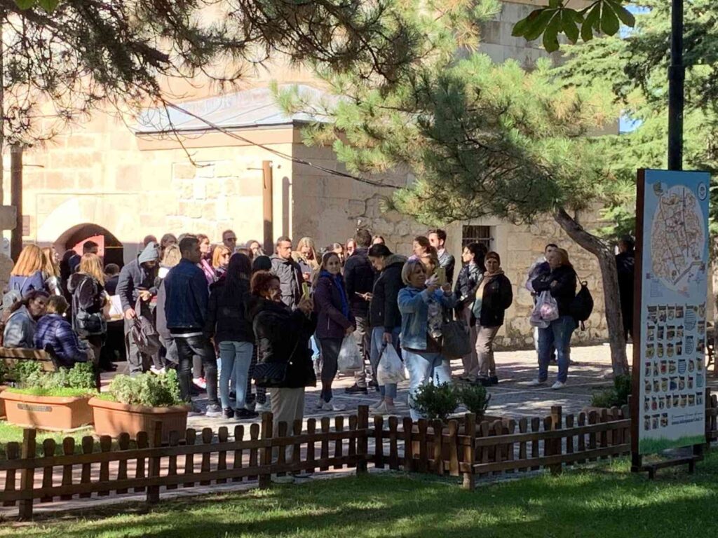 Kurşunlu Külli̇yesi̇nde Tur Yoğunluğu