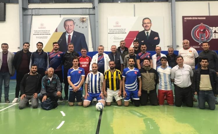 Özel Dostluk Maçı Düzenlendi̇