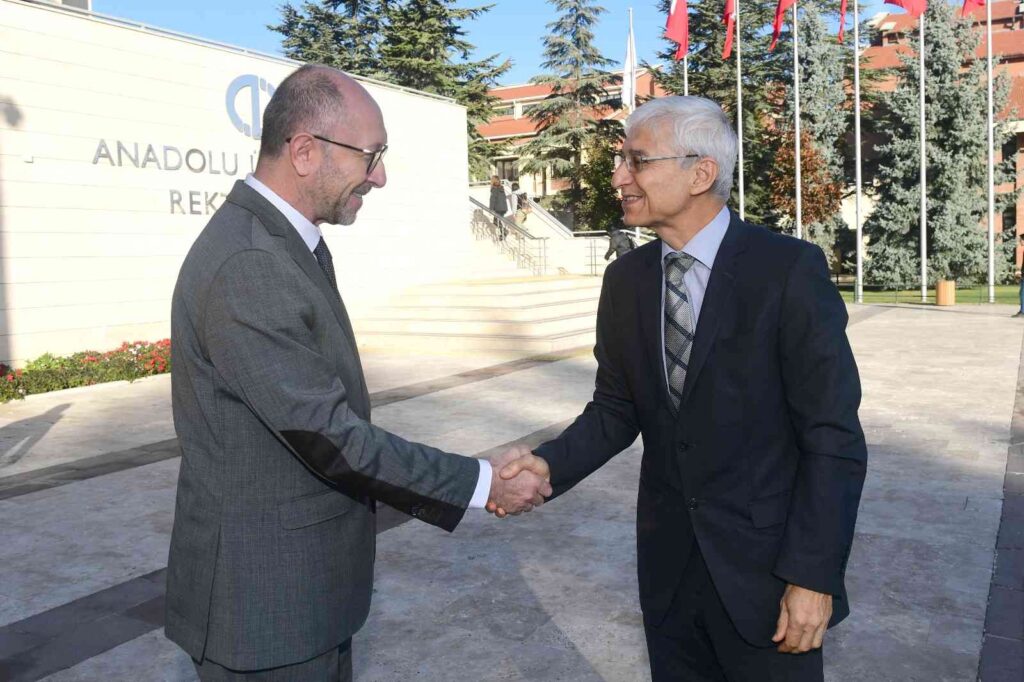 Rektörler Kurumlar Arası İş Bi̇rli̇ği̇ni̇, Ortak Projeleri̇ Konuştular