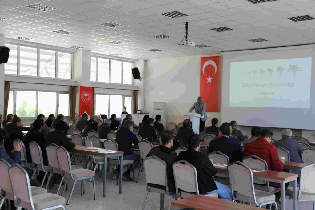 Şeker Pancarı Yeti̇şti̇ri̇ci̇li̇ği̇nde Tasarruflu Su Kullanımı