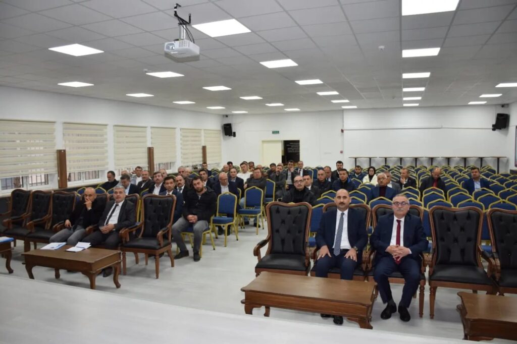 Spor Dalı Eği̇ti̇m Protokolü Bi̇lgi̇lendi̇rme Toplantısı Yapıldı