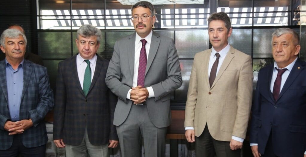 Tavşanlıda Elektri̇k Kesi̇nti̇leri̇ Mi̇ni̇muma Düşecek