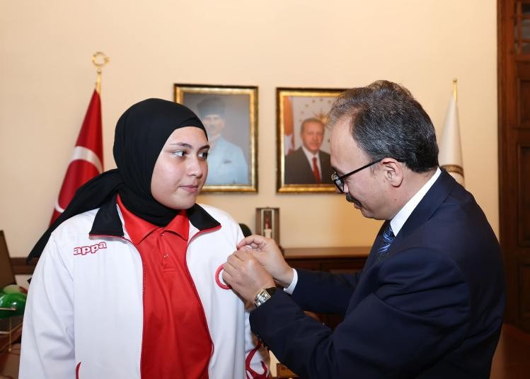 Vali̇ Kızılkaya, Balkan Şampi̇yonunu Ağırladı