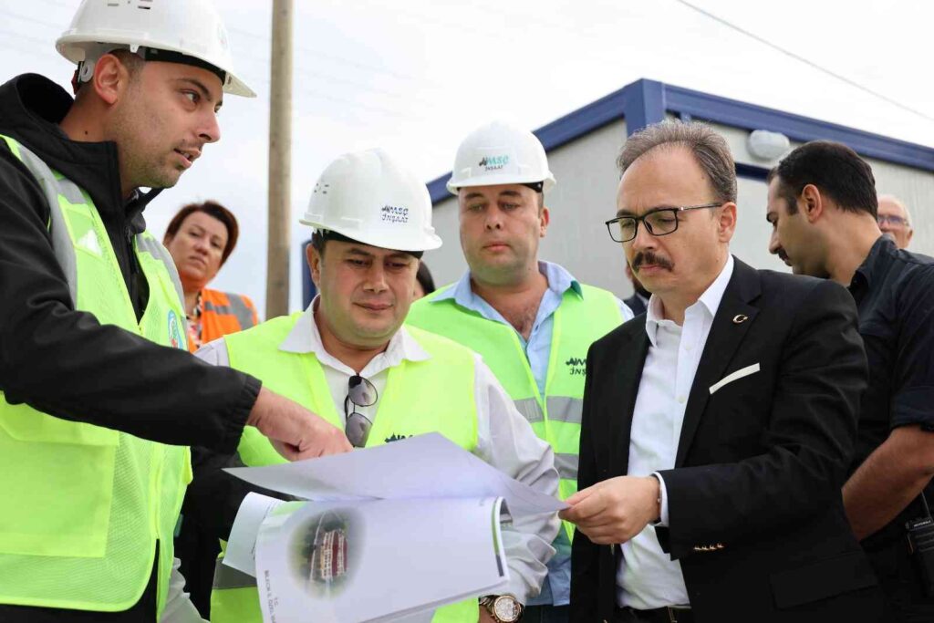 Vali̇ Kızılkaya Yapımına Başlanan 2 Okulda İncelemelerde Bulundu