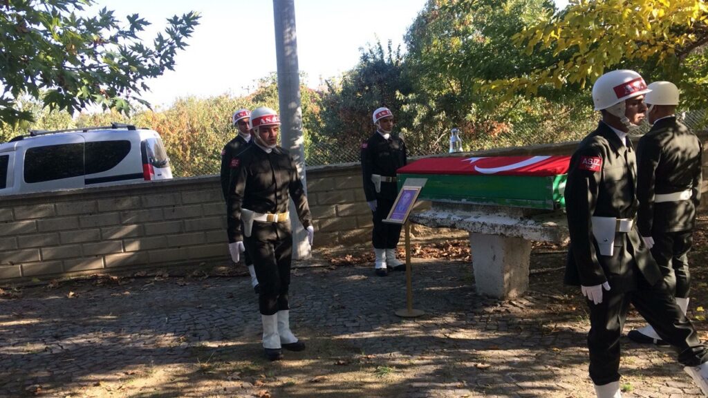 Vefat Eden Kore Gazi̇si̇ Toprağa Veri̇ldi̇