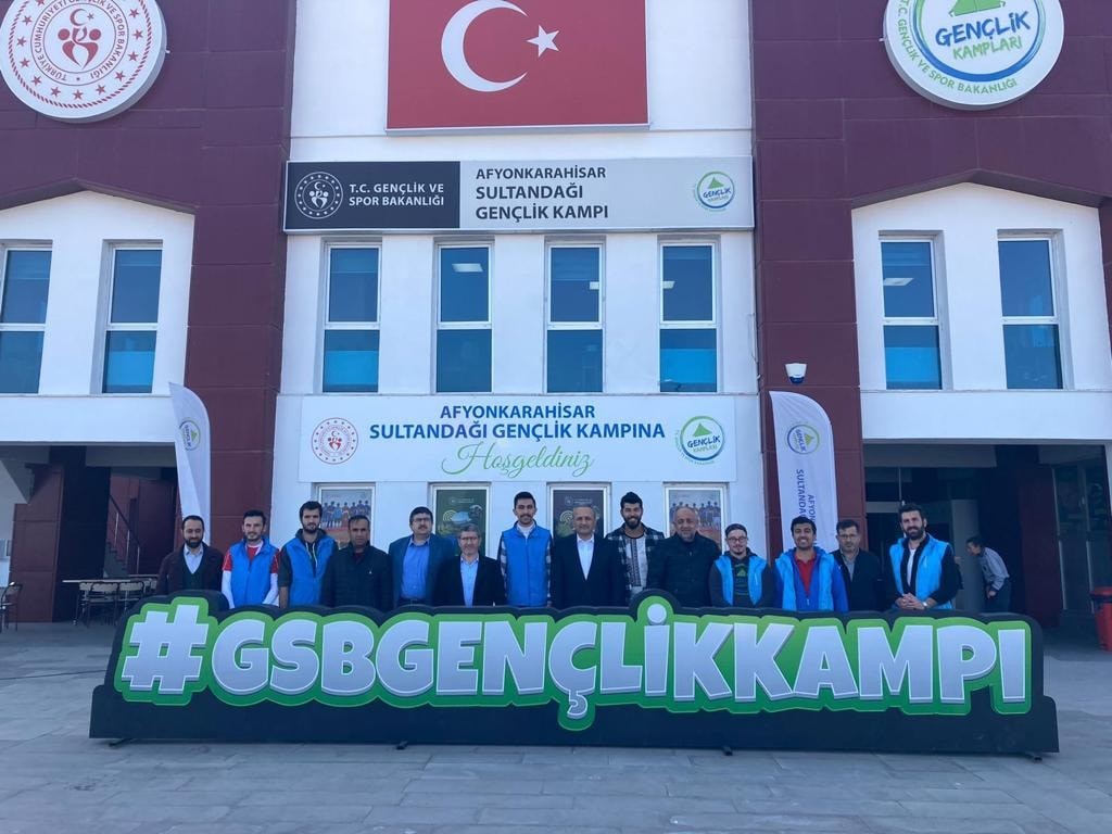 Afyonkarahi̇sarda Hafızlar Kampa Gi̇rdi̇