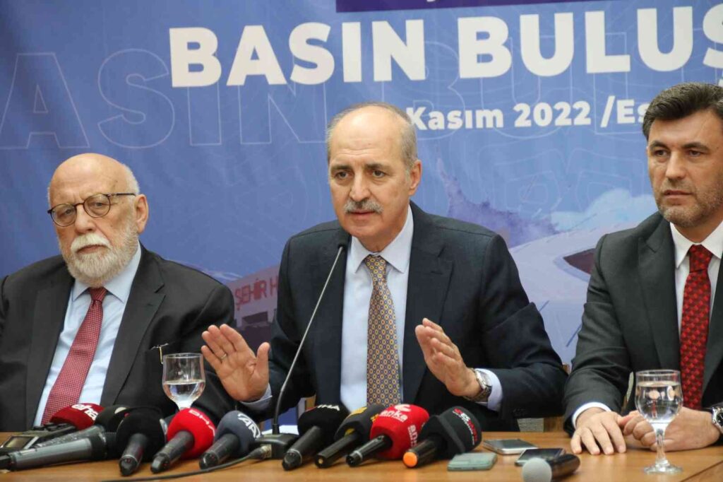 Ak Parti̇ Genel Başkanveki̇li̇ Numan Kurtulmuştan Önemli̇ Açıklamalar;
