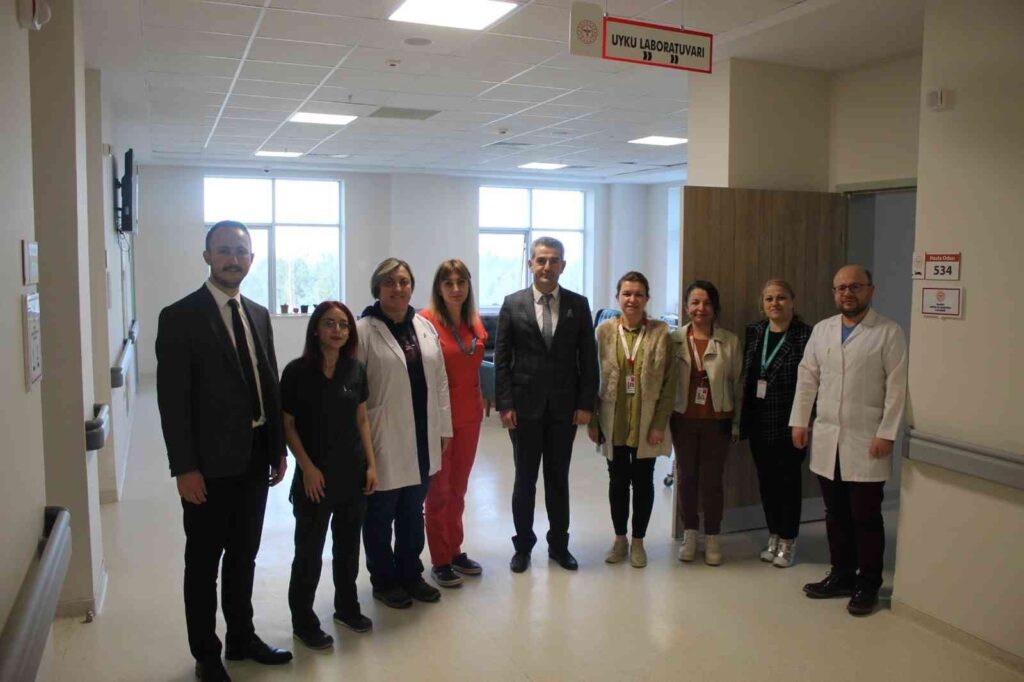 Bi̇leci̇k Eği̇ti̇m Ve Araştırma Hastanesi̇nde Uyku Laboratuvarı Açıldı