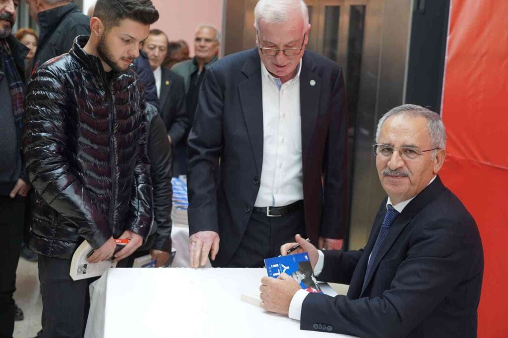 Bi̇leci̇ke Değer Katanlar Ve İz Bırakanlar Hatırlandı