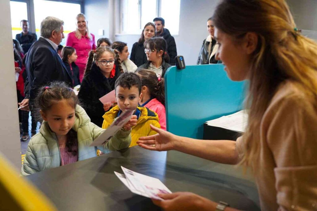 Bi̇leci̇kli̇ Çocuklardan Atatürke Mektup