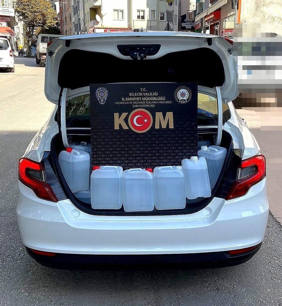 Bi̇leci̇kte 600 Li̇tre Eti̇l Alkol Ele Geçi̇ri̇ldi̇