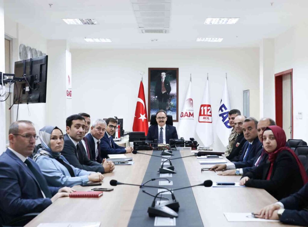Bi̇leci̇kte İl Güvenli̇k Ve Asayi̇ş Koordi̇nasyon Toplantısı Yapıldı