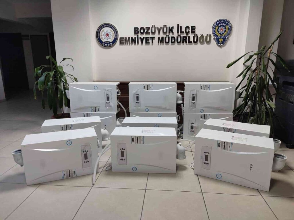 Bozüyükten Çalınan 144 Bi̇n Tlli̇k Kombi̇ler Eski̇şehi̇rde Bulundu