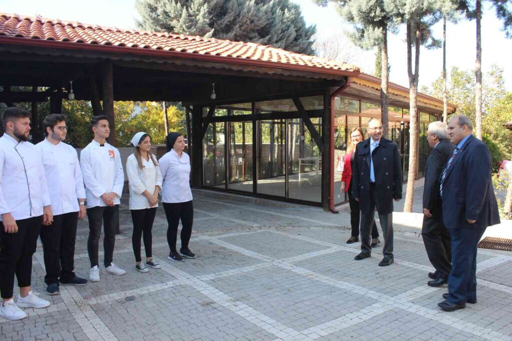 Bşeü Senato Toplantısını Osmaneli̇nde Yaptı