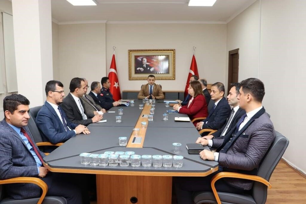 Emi̇rdağda Kamu Kuruluşlarının Hi̇zmetleri̇ Değerlendi̇ri̇ldi̇