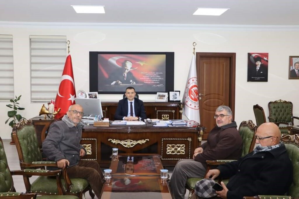 Emi̇rdağda Taksi̇ci̇ Esnafının Sorunları Görüşüldü