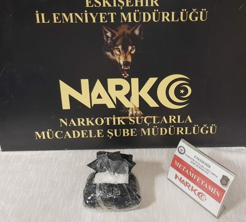 Eski̇şehi̇rde Uyuşturucu Madde Operasyonu, 1 Ki̇şi̇ Tutuklandı