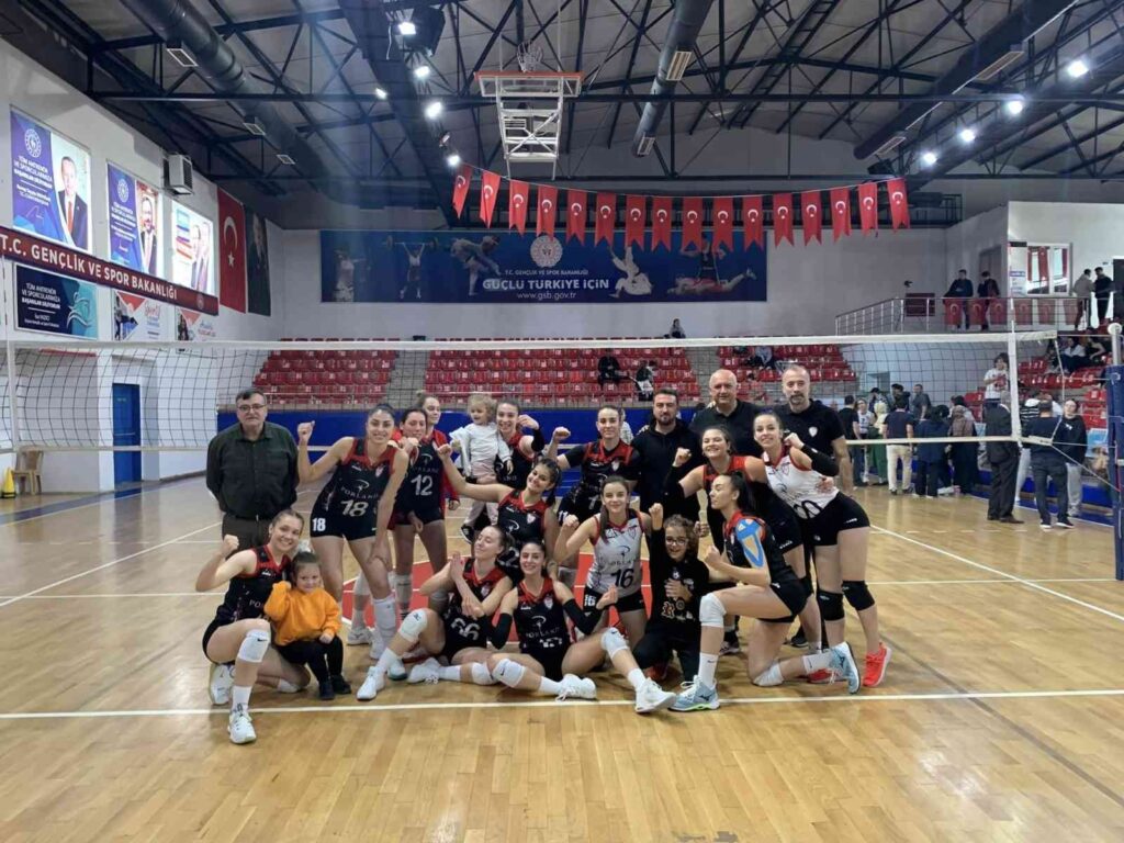 Fi̇leni̇n Şi̇mşekleri̇ Set Vermedi̇