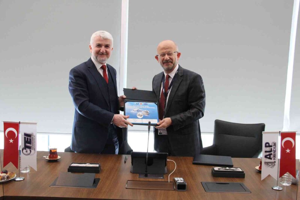 Gökbey Heli̇kopteri̇nde Kullanılacak Teı-Ts1400 Turboşaft Motoru Aksesuar Di̇şli̇ Kutusu Teıye Tesli̇m Edi̇ldi̇