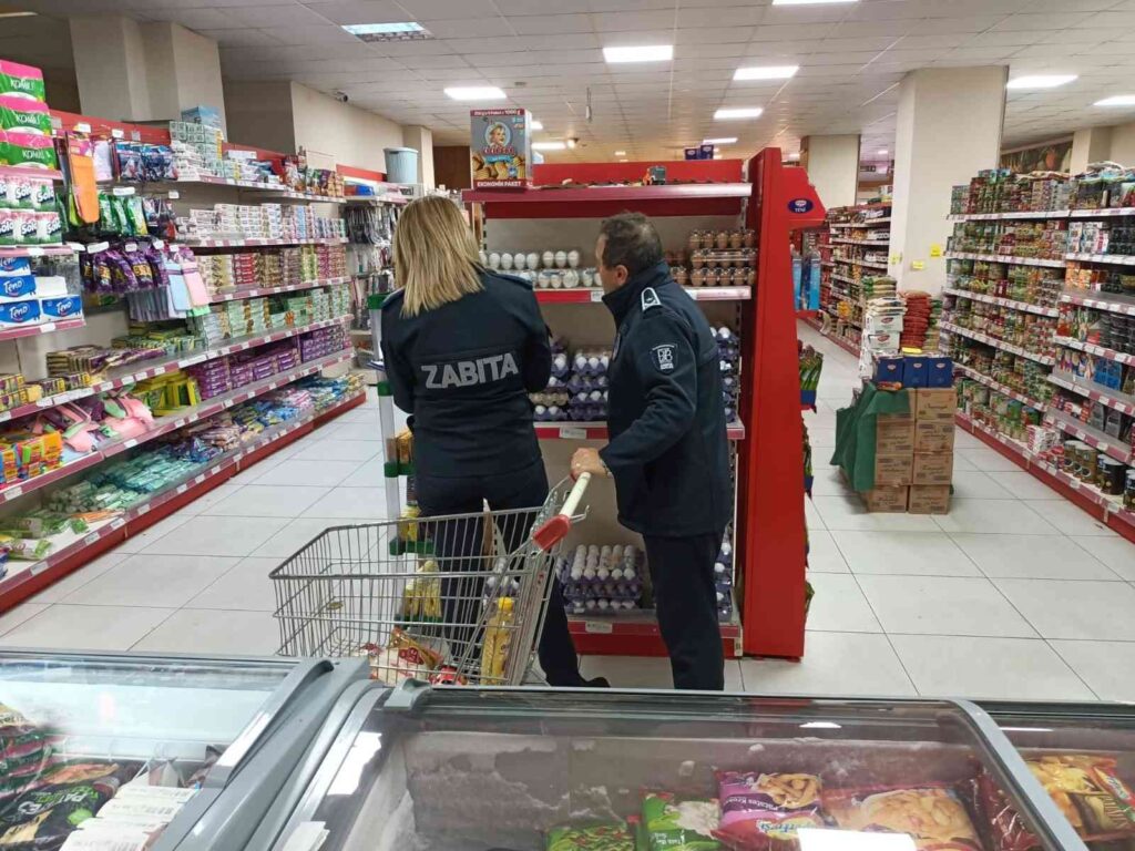 Halk Sağlığı Ve Güvenli̇ği̇ İçi̇n Deneti̇mler Devam Edi̇yor