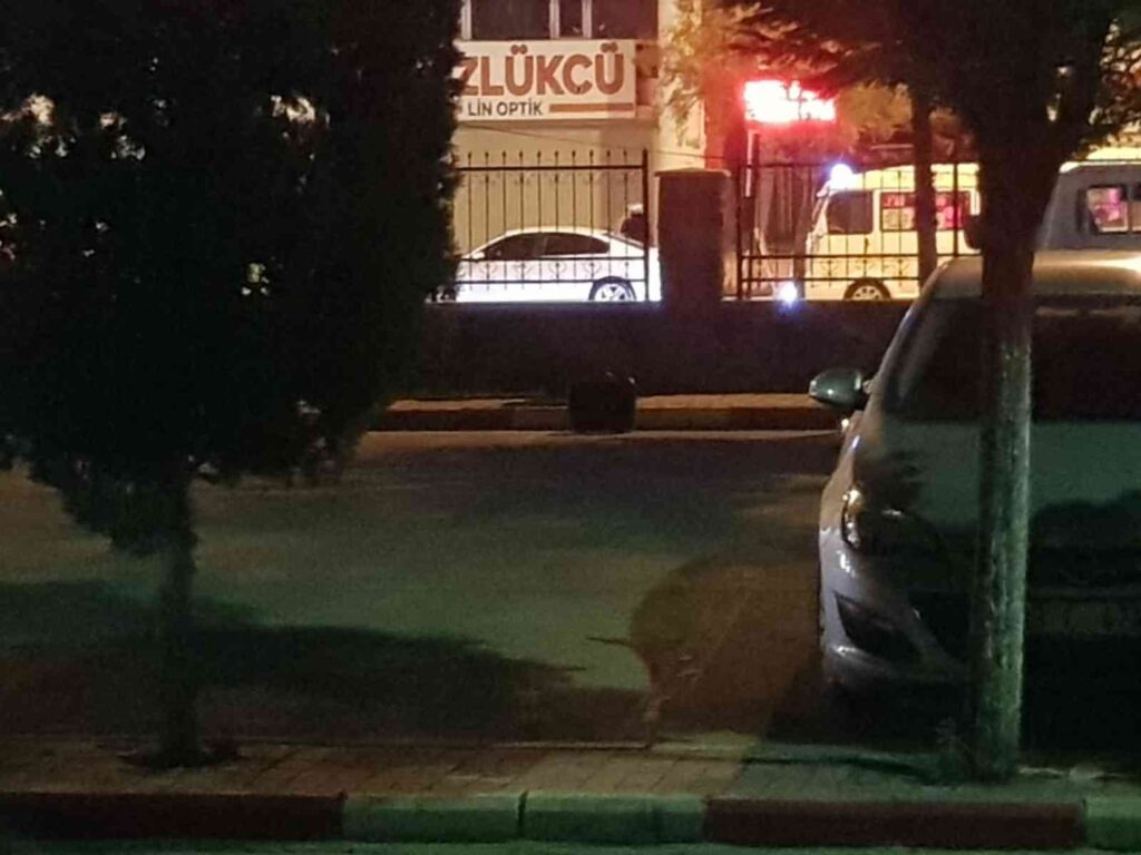 Hastanedeki̇ Şüpheli̇ Çanta Fünyeyle Patlatıldı