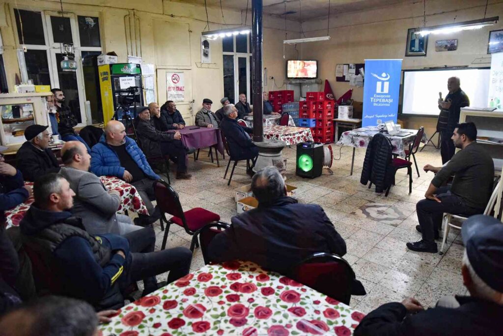 İkli̇m Sözcüleri̇ Çukurhi̇sardaki̇ Üreti̇ci̇leri̇ni̇ Bi̇lgi̇lendi̇rdi̇