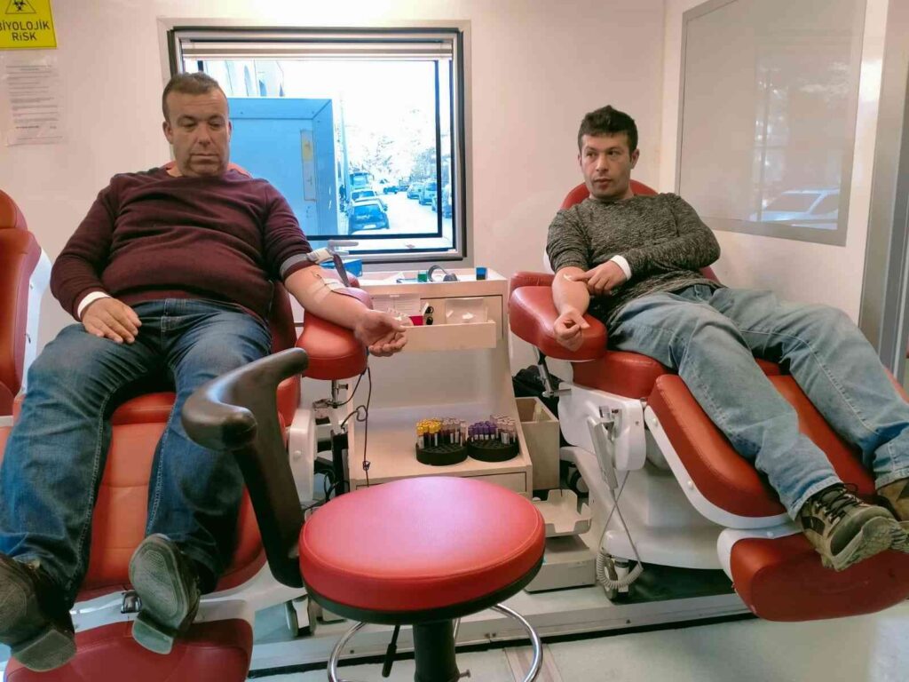 Kan Bağışına Yoğun İlgi̇