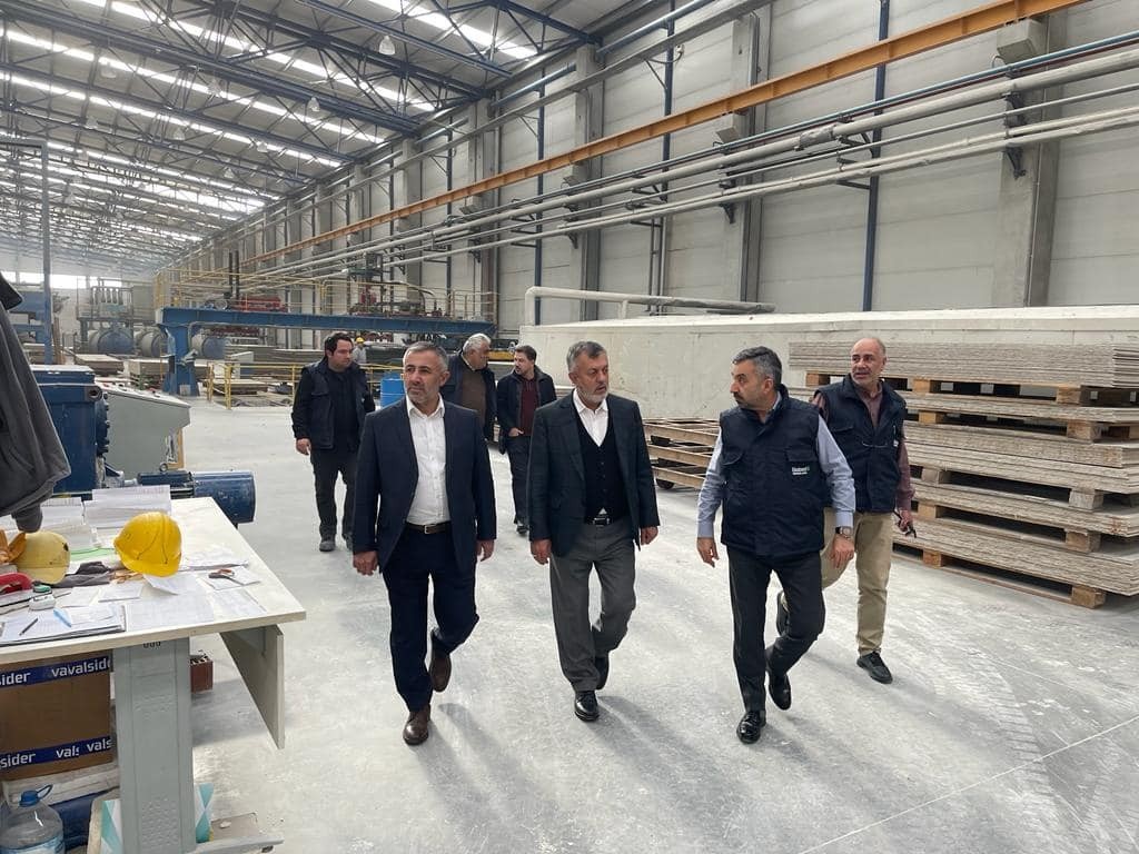 Karaca, İşvereni̇n Ve Çalışanın Talep Ve İstekleri̇ni̇ Di̇nledi̇