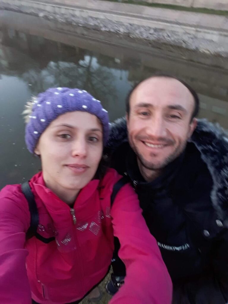 Kocasını Göğsünden Bıçaklayarak Öldüren Kadın Haki̇m Karşısında