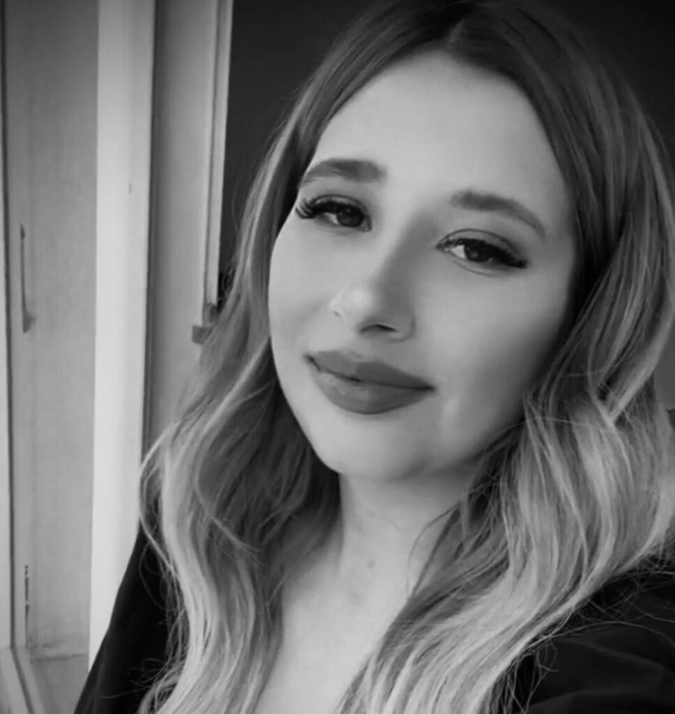 Kütahyada Otomobi̇l Şarampole Uçtu: 1 Ölü