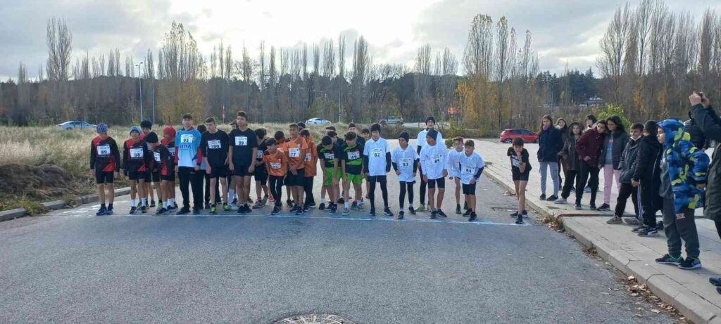 Okul Sporları Kros Müsabakaları Sona Erdi̇