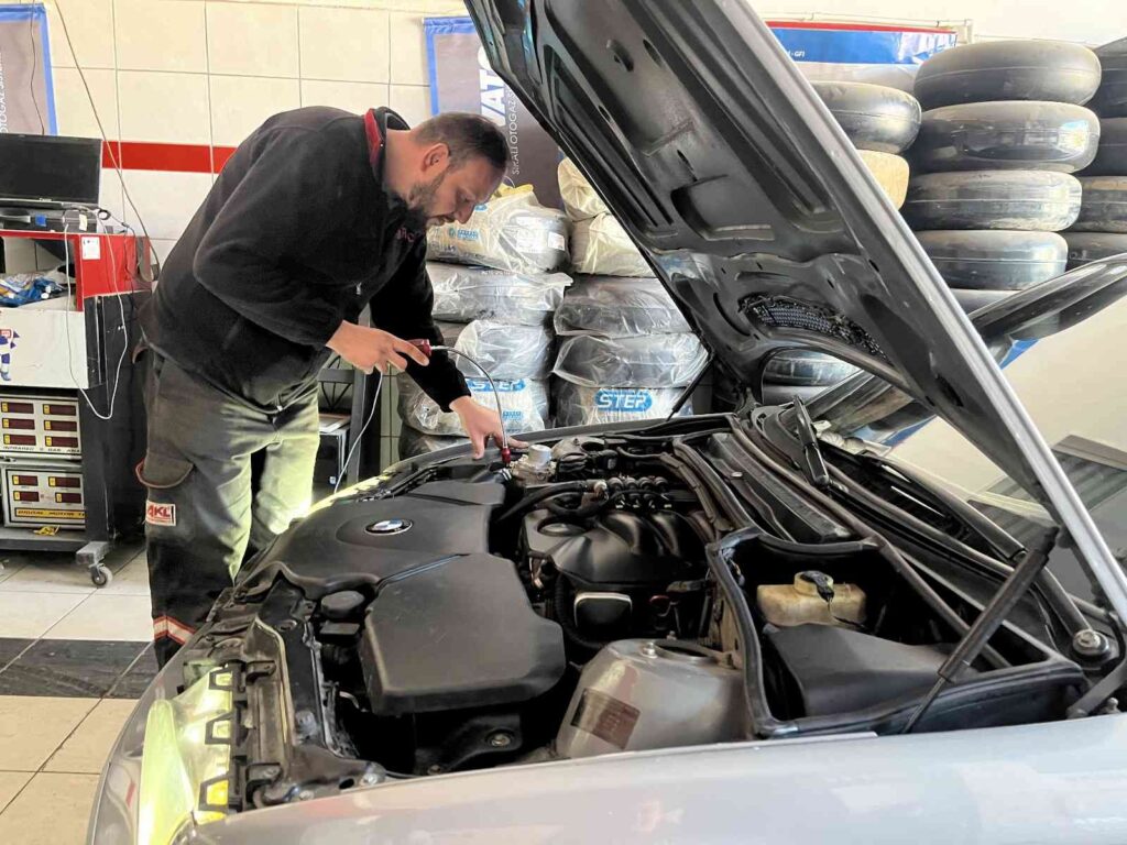 (Özel) Lpgli̇ Araç Sahi̇pleri̇ Di̇kkat