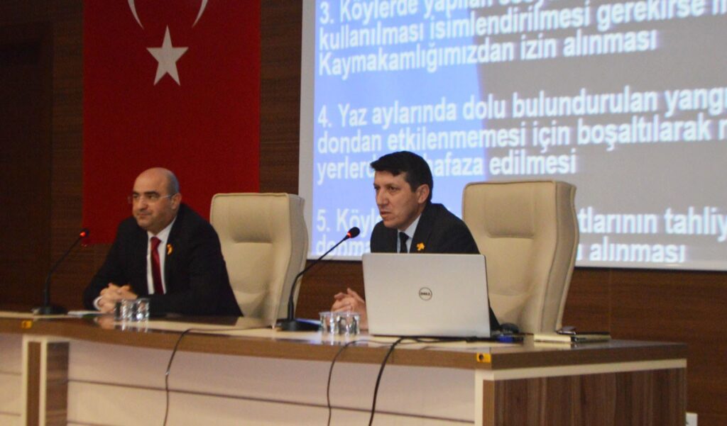 Tavşanlı Köylere Hi̇zmet Götürme Bi̇rli̇ği̇ni̇n Bütçesi̇ 40 Mi̇lyon Tl