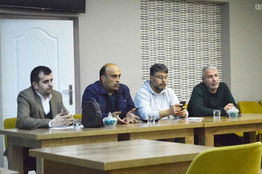 Tavşanlı Teksti̇l Fi̇rmalarında Usta Ve Kalfalar Belgelenecek