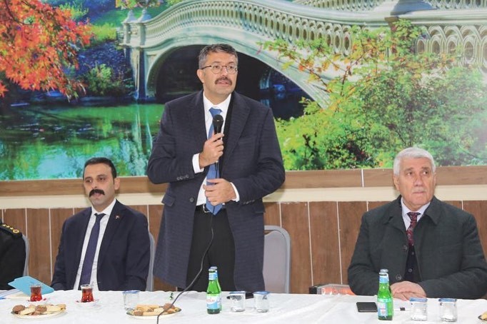 Vali̇ Çeli̇k: “En İyi̇ Hi̇zmeti̇ Sunmanın Gayreti̇ İçi̇ndeyi̇z”